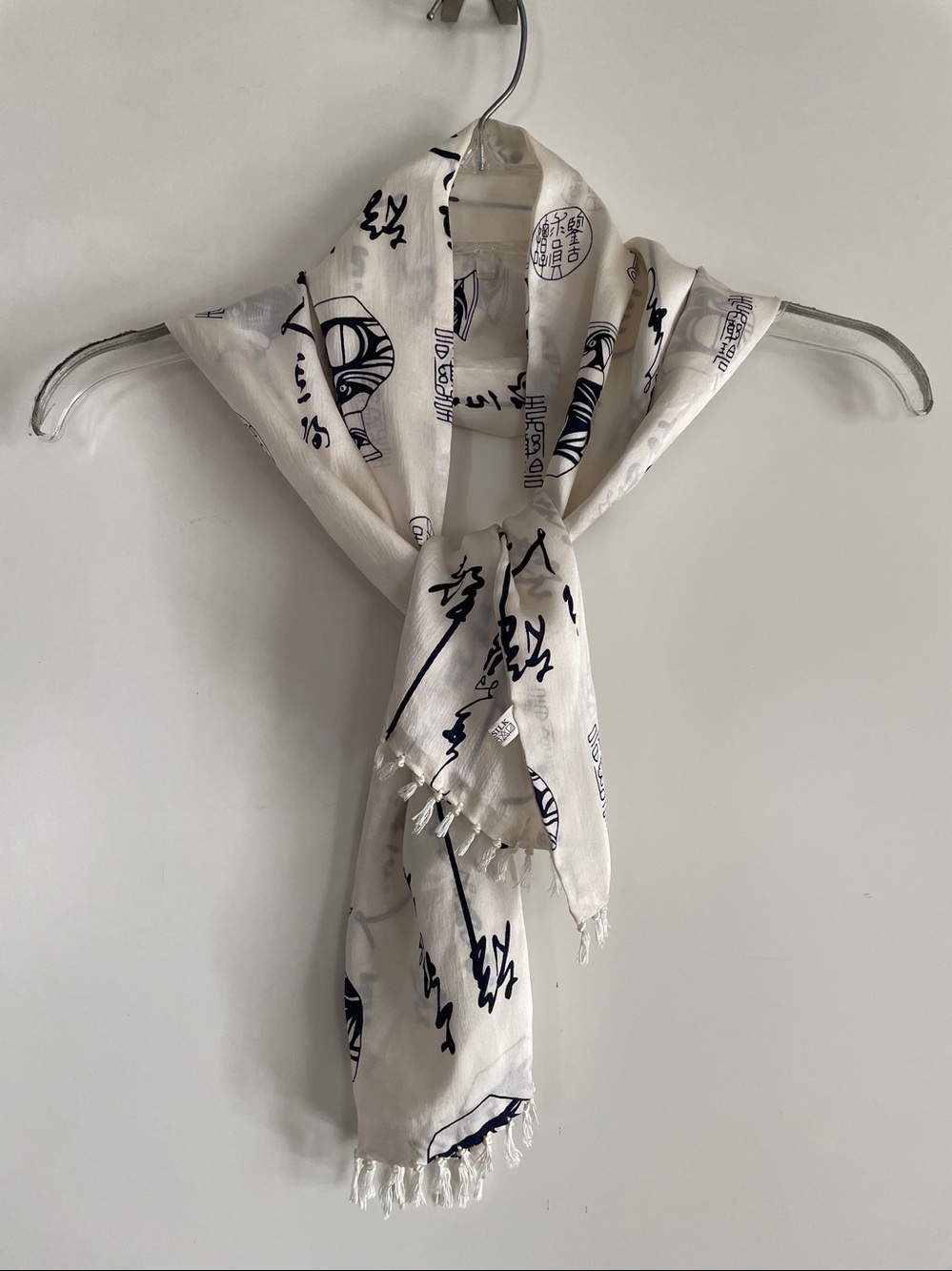 Pure Silk Scarf Ivory/Black Asian Theme & Fringe Sz 11x44”
